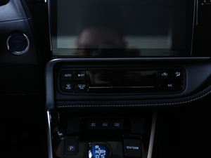 20171.8L E-CVTӢ {(dio){(dio)(ji)