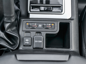 20183.5L Ԅ(dng)VX-NAVI ̥ g