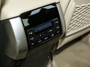 20183.5L Ԅ(dng)VX-NAVI ̥ g