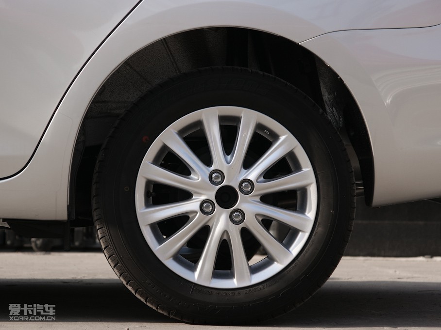 2011Y 1.3L GL-i MT˜ʰ