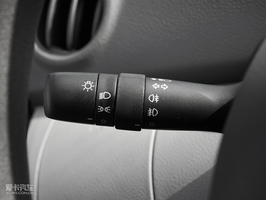 2011Y 1.3L GL-i MT˜ʰ