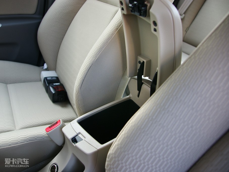 2011Y 1.3L GL-i MT˜ʰ