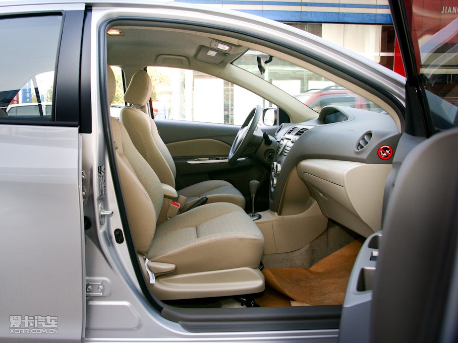 2011Y 1.3L GL-i MT˜ʰ