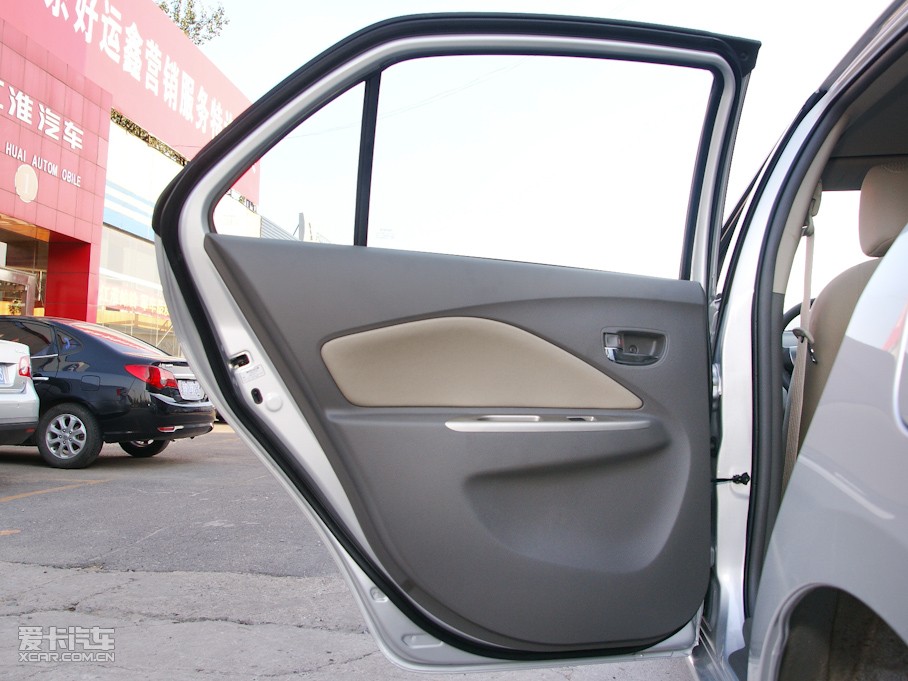 2011Y 1.3L GL-i MT˜ʰ