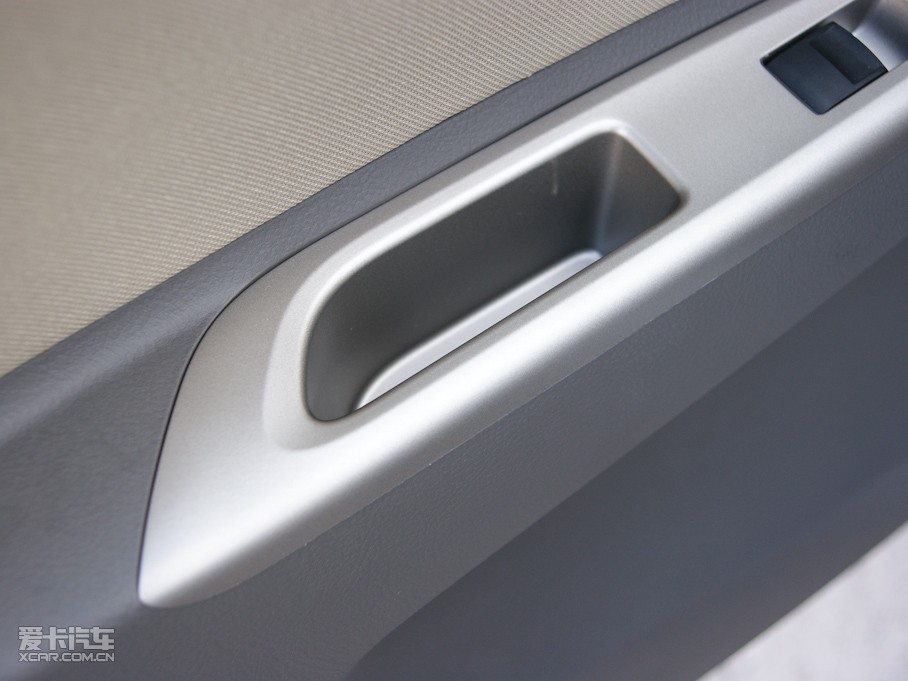 2011Y 1.3L GL-i MT˜ʰ