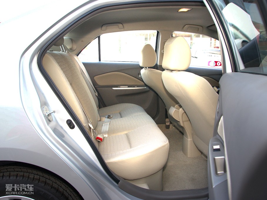 2011Y 1.3L GL-i MT˜ʰ