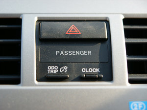 20111.3L GL-i MT˜ʰ п؅^