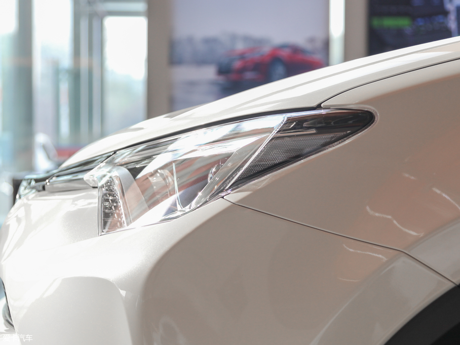 2018RAV4s 2.5L Ԅ򌾫Ӣi