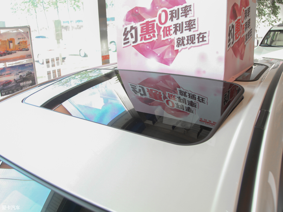 2018RAV4s 2.5L Ԅ򌾫Ӣi