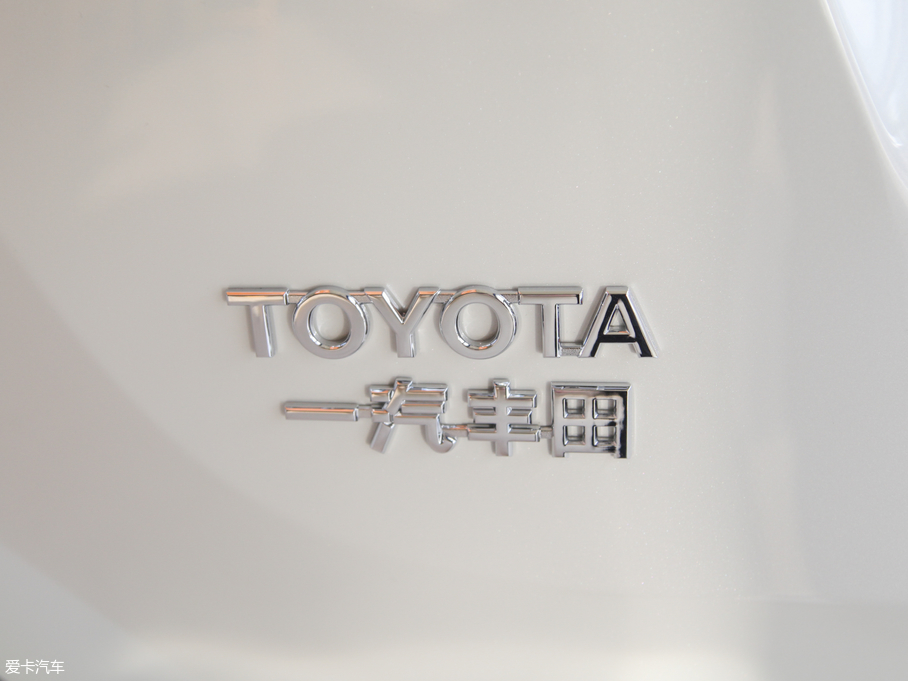 2018RAV4s 2.5L Ԅ򌾫Ӣi