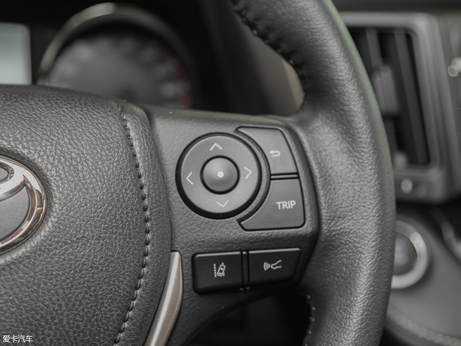 2018RAV4s 2.5L Ԅ򌾫Ӣi