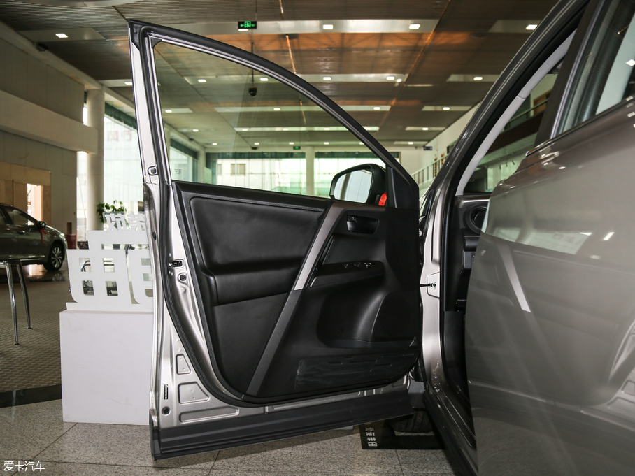 2016RAV4s 2.0L CVTLа