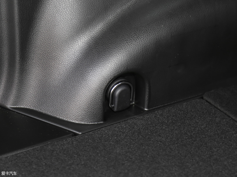 2018RAV4s 2.0L CVTLX