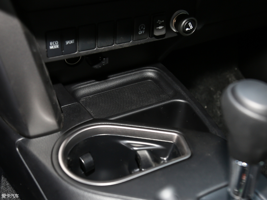 2018RAV4s 2.0L CVTLX