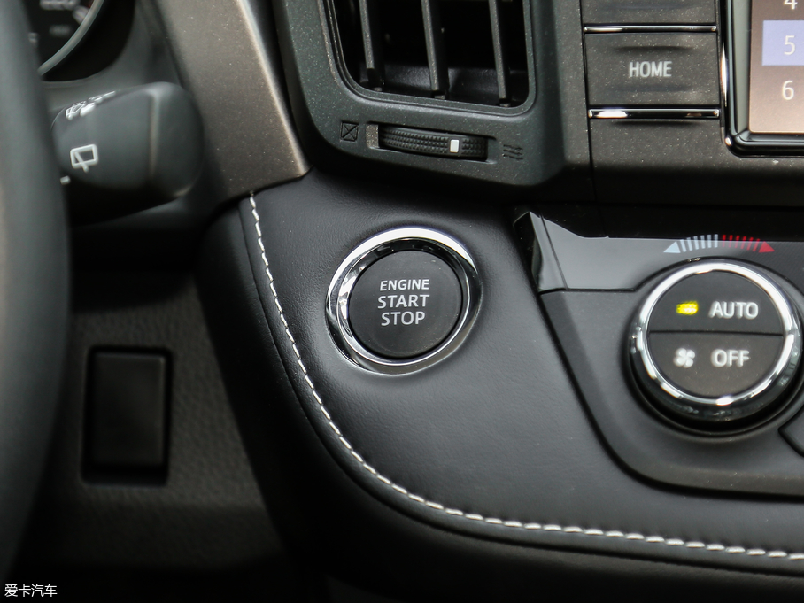 2018RAV4s 2.0L CVTLX