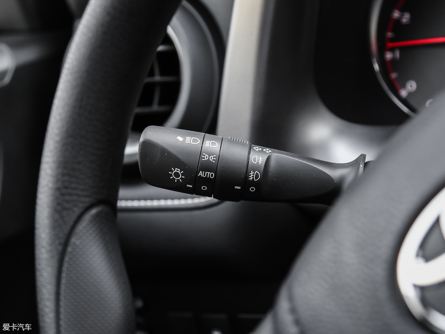 2018RAV4s 2.0L CVTLX