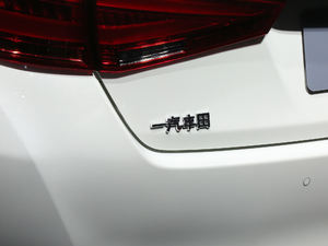 2018款2.0T 尊享版 细节外观