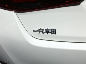 2018款2.0T 尊享版 细节外观