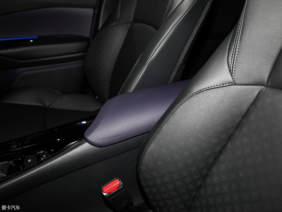 2018ȝIZOA 2.0L Y촰