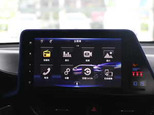 2018款2.0L 奕驰版 中控台显示屏