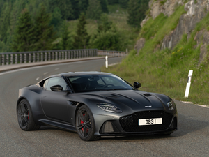 2019Superleggera Coupe w^