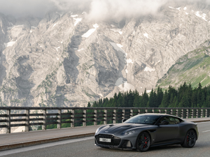 2019Superleggera Coupe w^