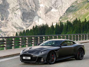 2019Superleggera Coupe w^