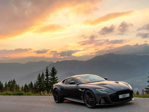 2019Superleggera Coupe w^