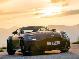 2019Superleggera Coupe w^