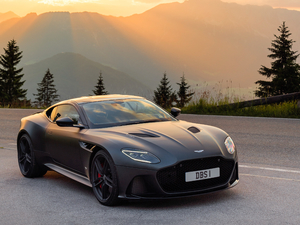 2019Superleggera Coupe w^