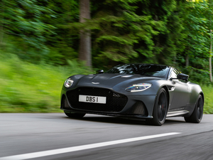 2019Superleggera Coupe w^