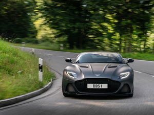 2019Superleggera Coupe w^