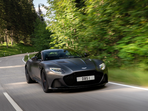 2019Superleggera Coupe w^