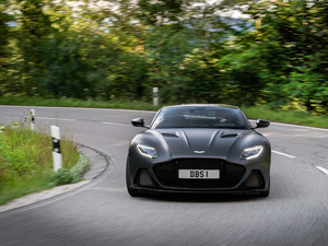 2019Superleggera Coupe w^