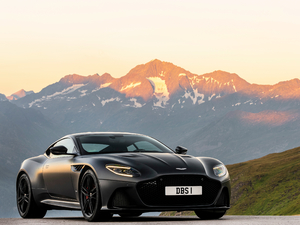 2019Superleggera Coupe w^