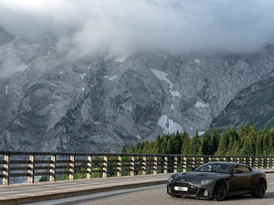 2019Superleggera Coupe w^