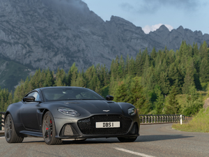 2019Superleggera Coupe w^