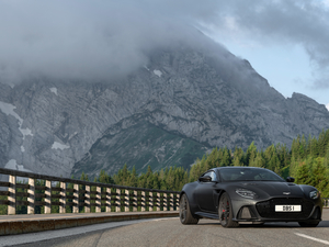 2019Superleggera Coupe w^