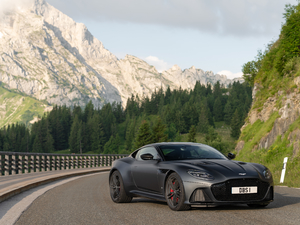 2019Superleggera Coupe w^