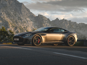 2019Superleggera Coupe w^