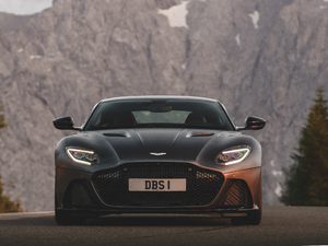 2019Superleggera Coupe w^