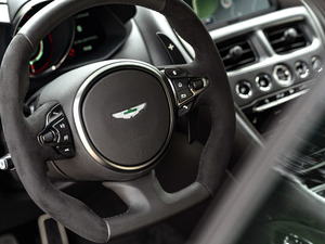 2019Superleggera Coupe п؅^