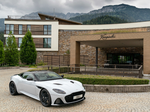 2019Superleggera Coupe w^