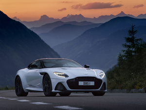 2019Superleggera Coupe w^