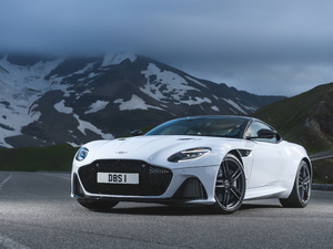 2019Superleggera Coupe w^