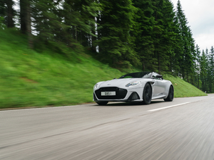 2019Superleggera Coupe w^