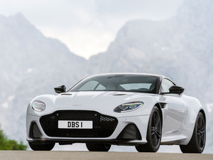 2019Superleggera Coupe w^