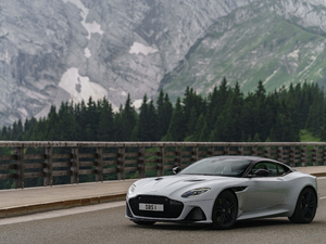 2019Superleggera Coupe w^