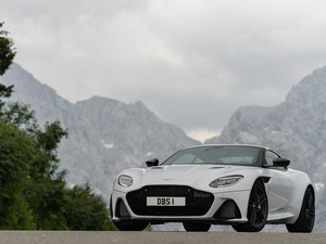 2019Superleggera Coupe w^