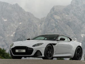 2019Superleggera Coupe w^